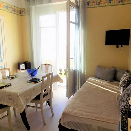 Pontaillac - Pleine Vue - Ideal Petit Budget Apartment *